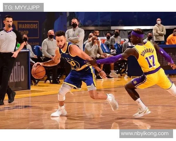 湖人与山猫对决历史比分回顾及精彩瞬间分析